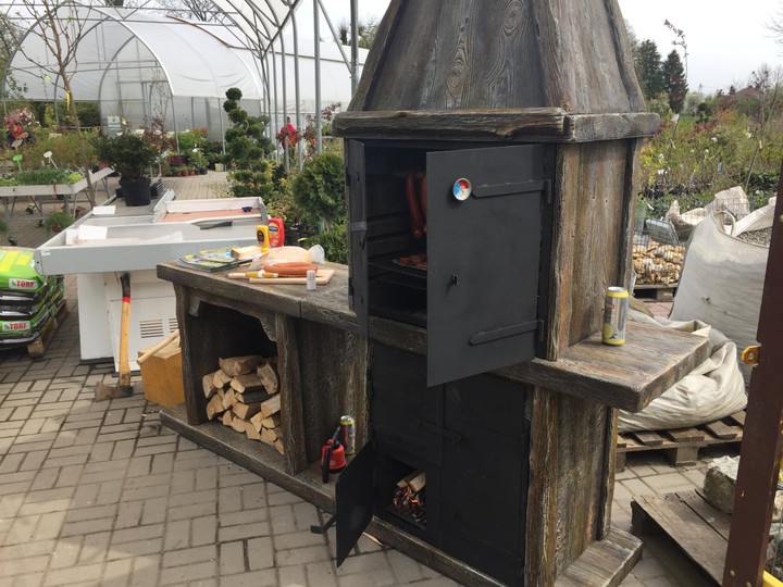 Stolik do Grillo-Wędzarni Zeus 2